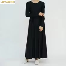 Middle eastern female burkini swim wear